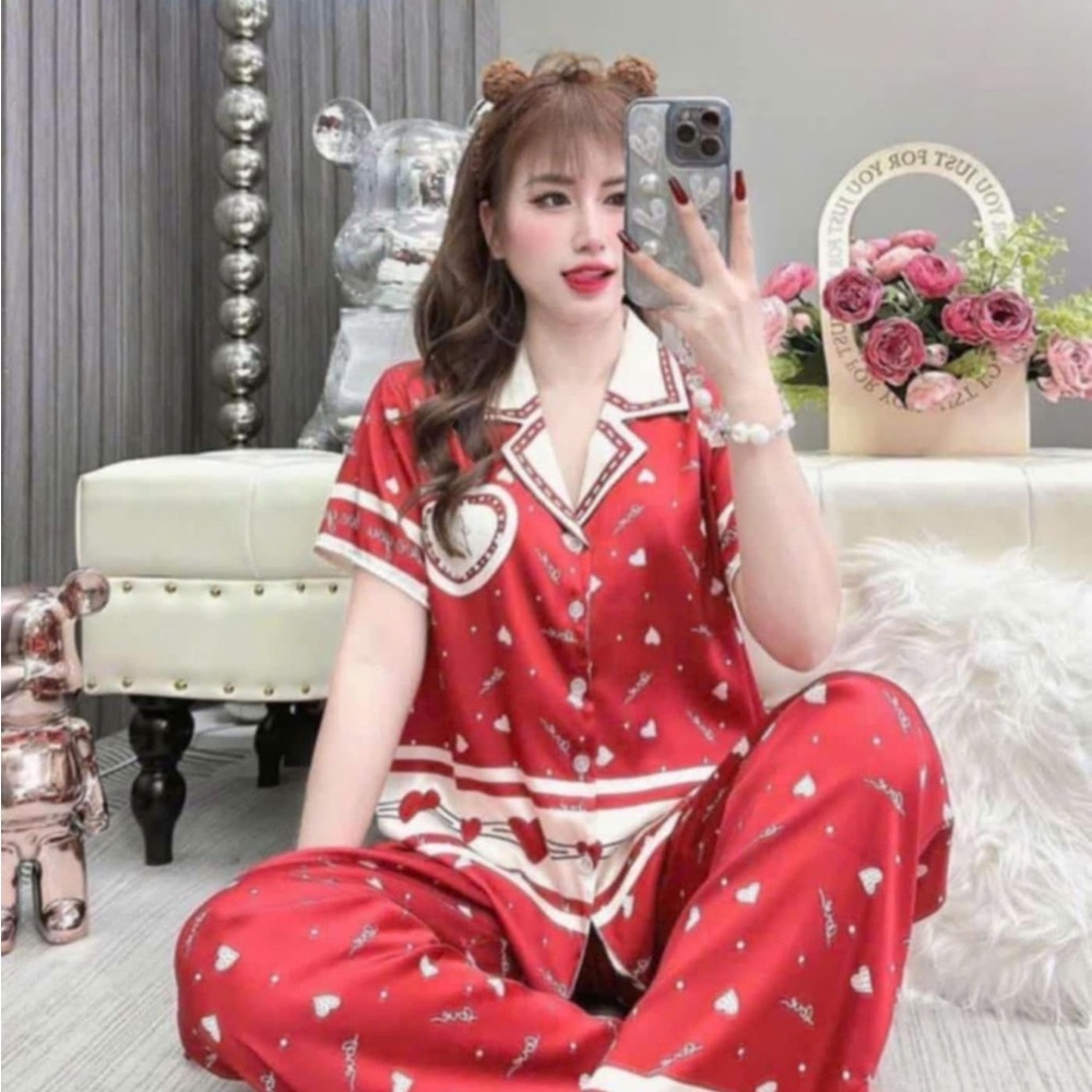 Red Heart Print Women's Pajama Set